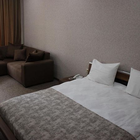 Liel Otel Tiflis Dış mekan fotoğraf