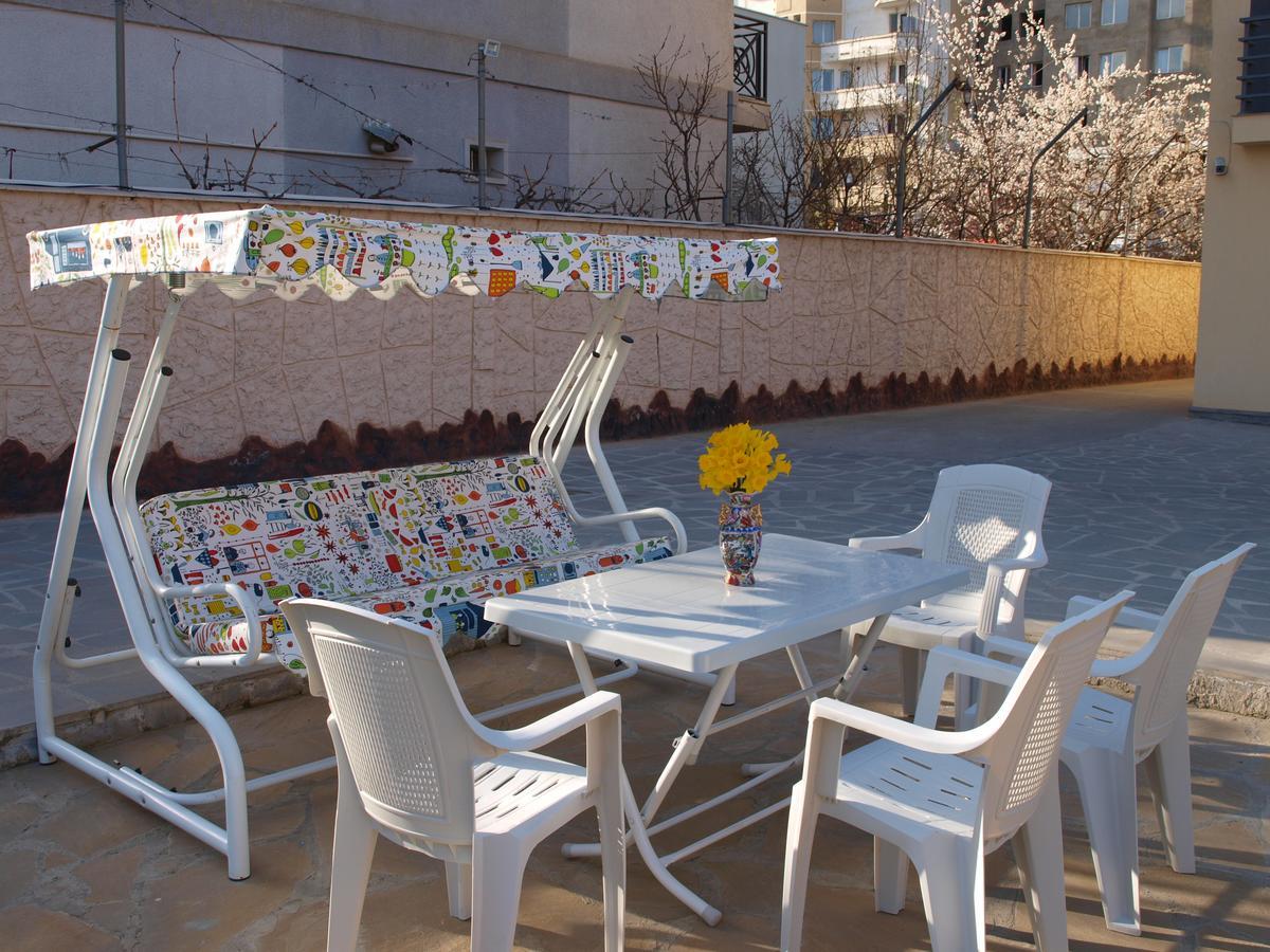 Liel Otel Tiflis Dış mekan fotoğraf