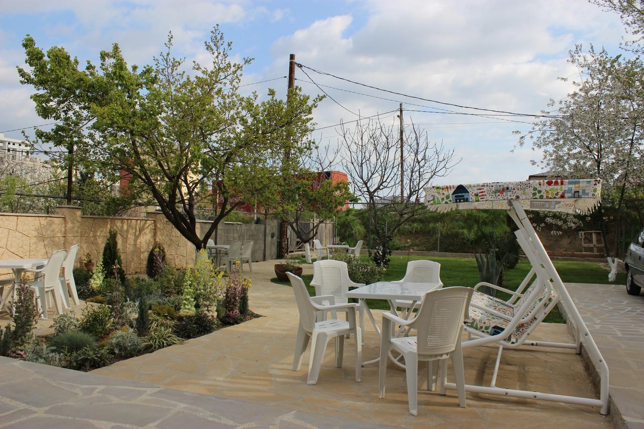 Liel Otel Tiflis Dış mekan fotoğraf
